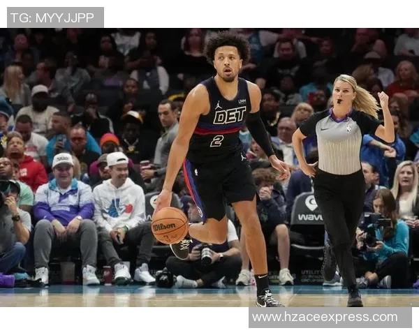 中规中矩！康宁汉姆半场贡献12分5助 正负值+8