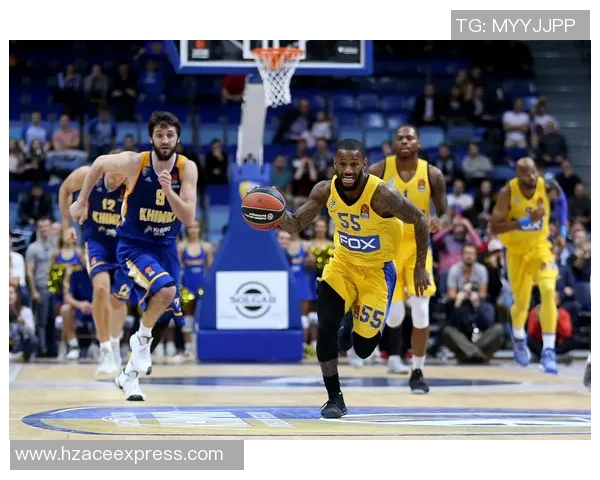 赢下同城德比！湖人官方晒照庆祝战胜快船：把工作搞定了